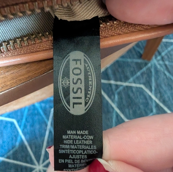 3/$10 Fossil Mini Woven Crossbody in Multi (ZB5818) - Picture 7 of 8